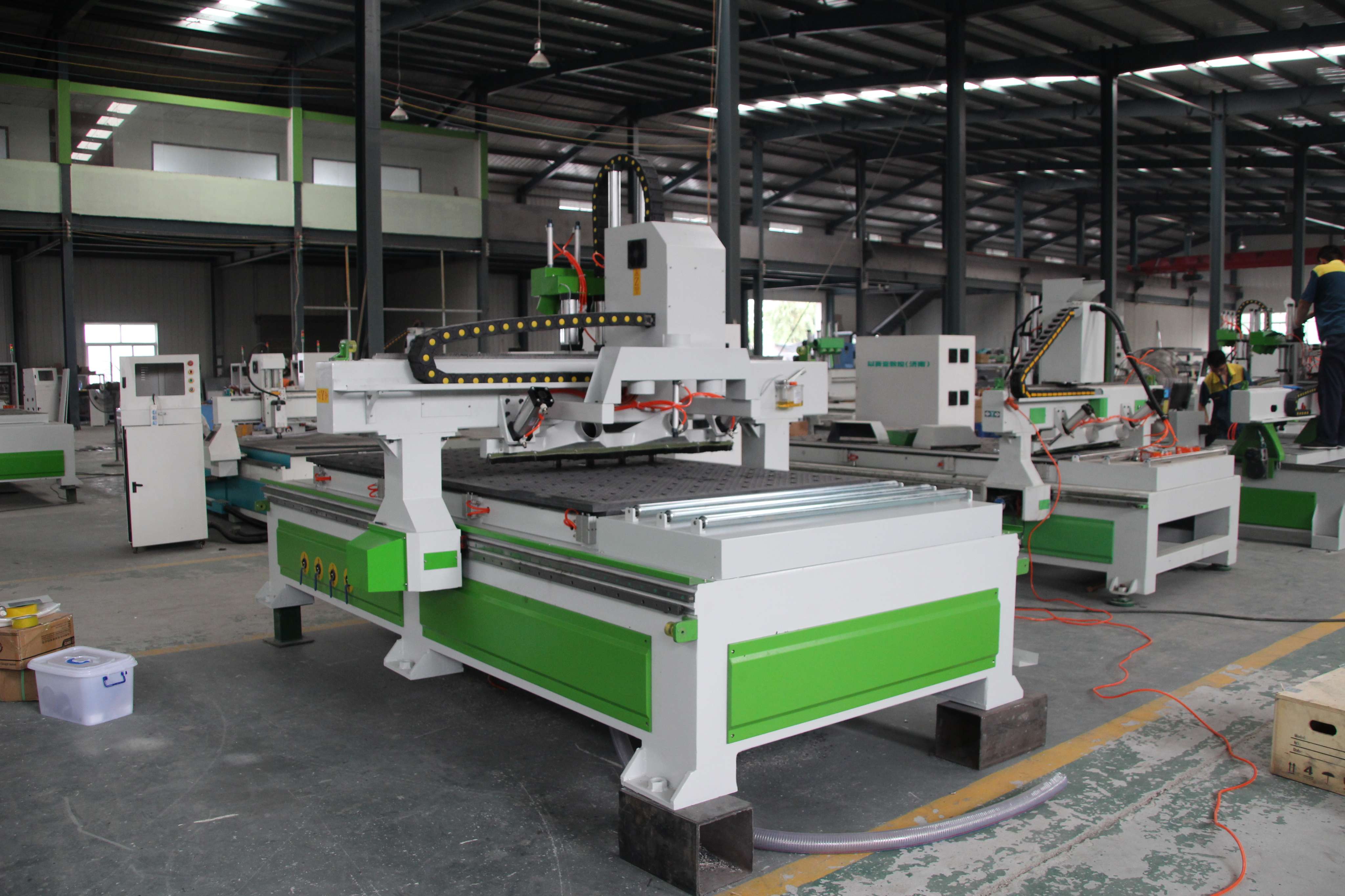 四工序门板专用雕刻机2